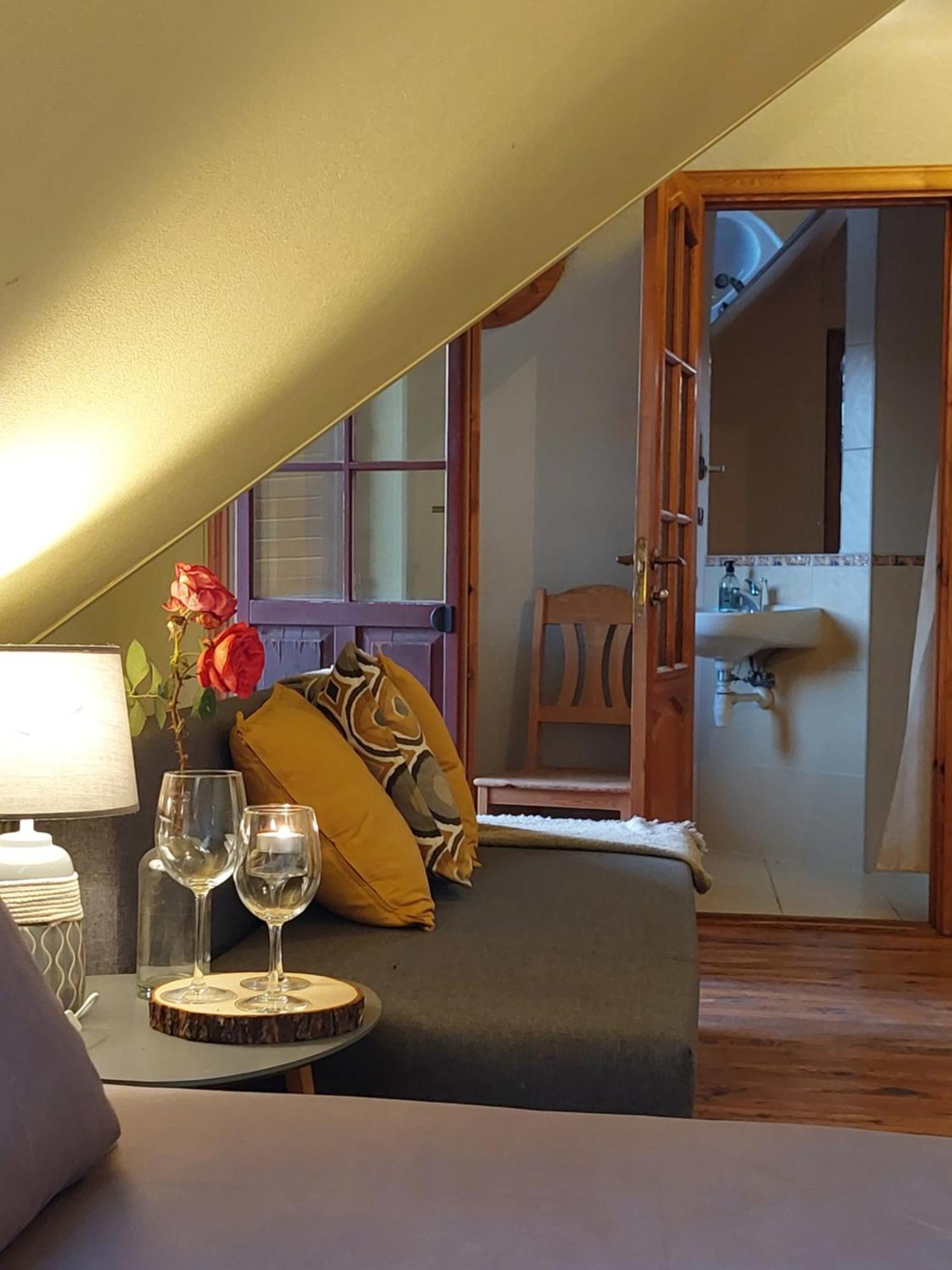 Jaun-Ievinas Hotel Rauna Eksteriør billede