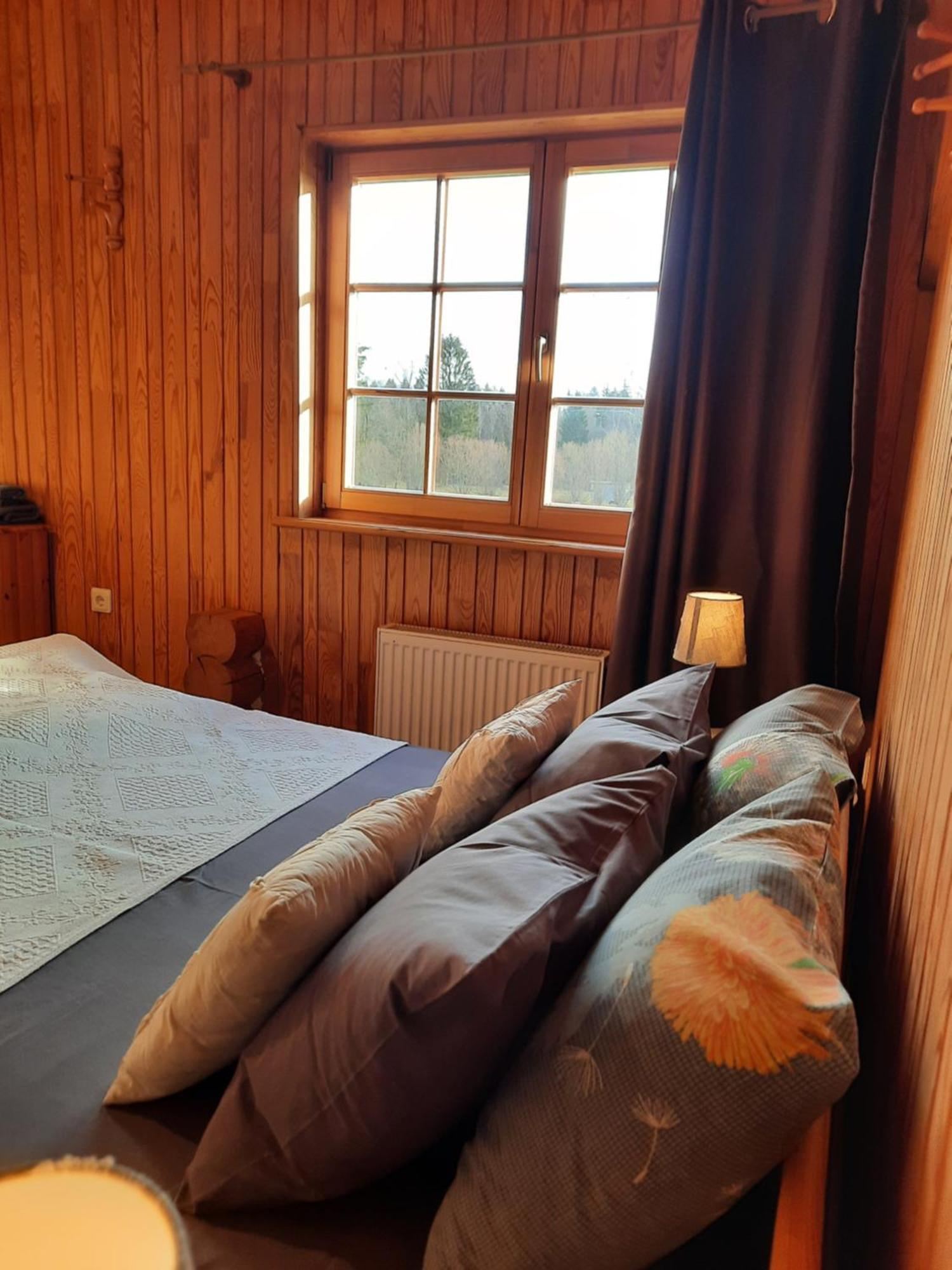 Jaun-Ievinas Hotel Rauna Eksteriør billede