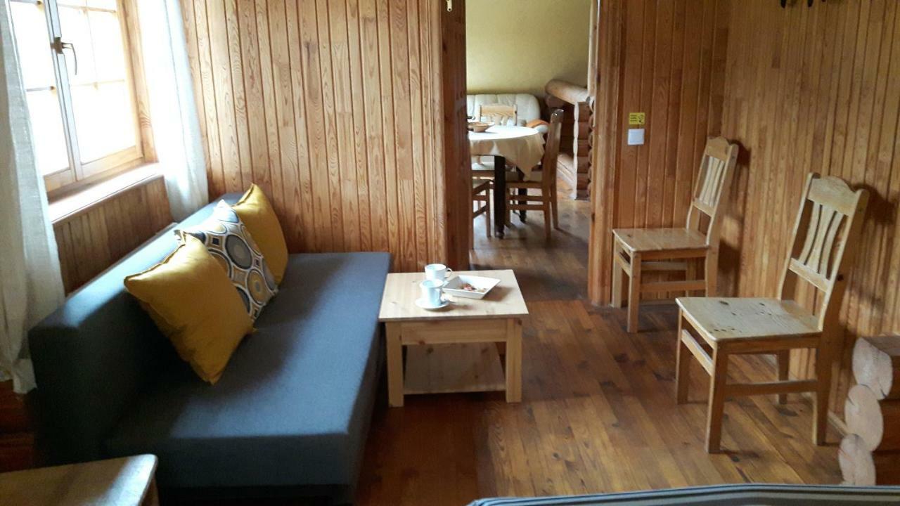 Jaun-Ievinas Hotel Rauna Eksteriør billede